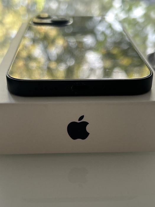 Iphone 13 128 GB Idealny Cały Zestaw