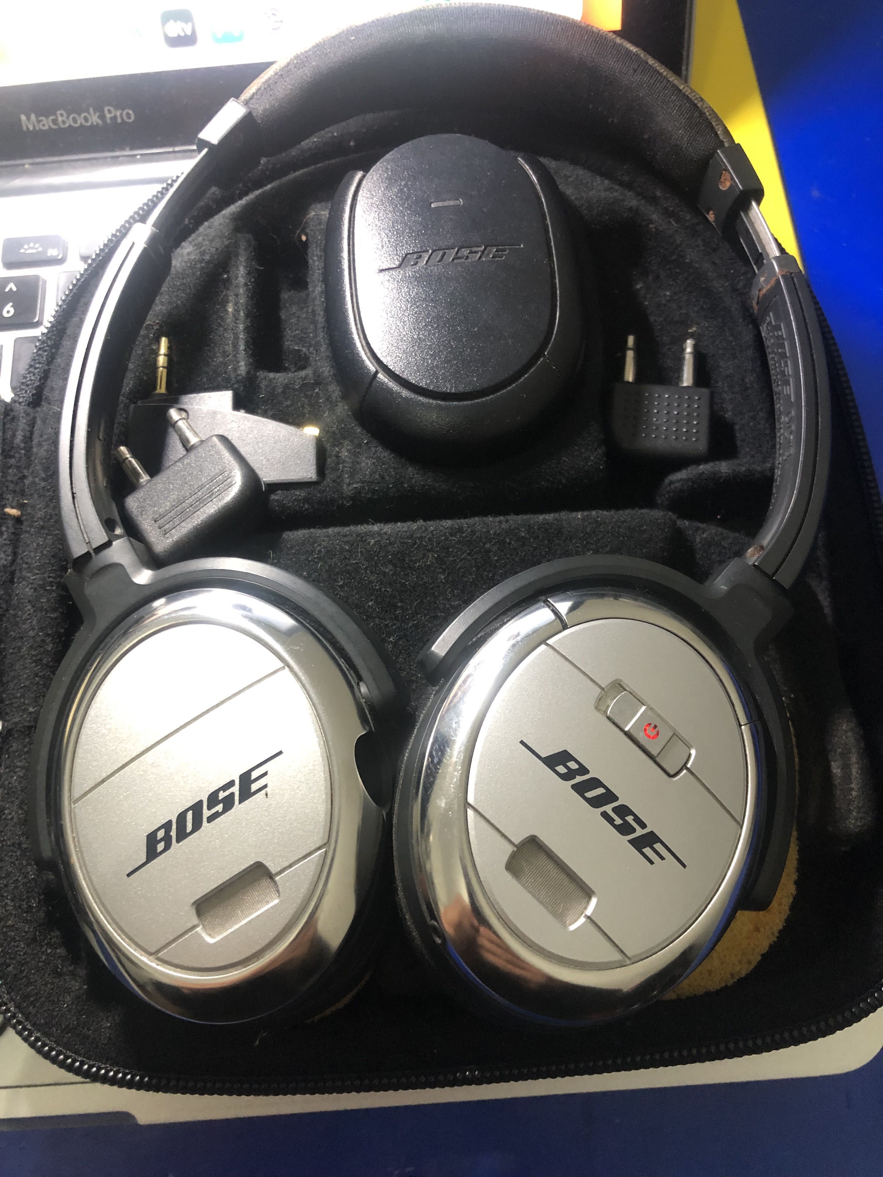 Fones Bose QuietComfort® 3 Acoustic Noise Cancelling™