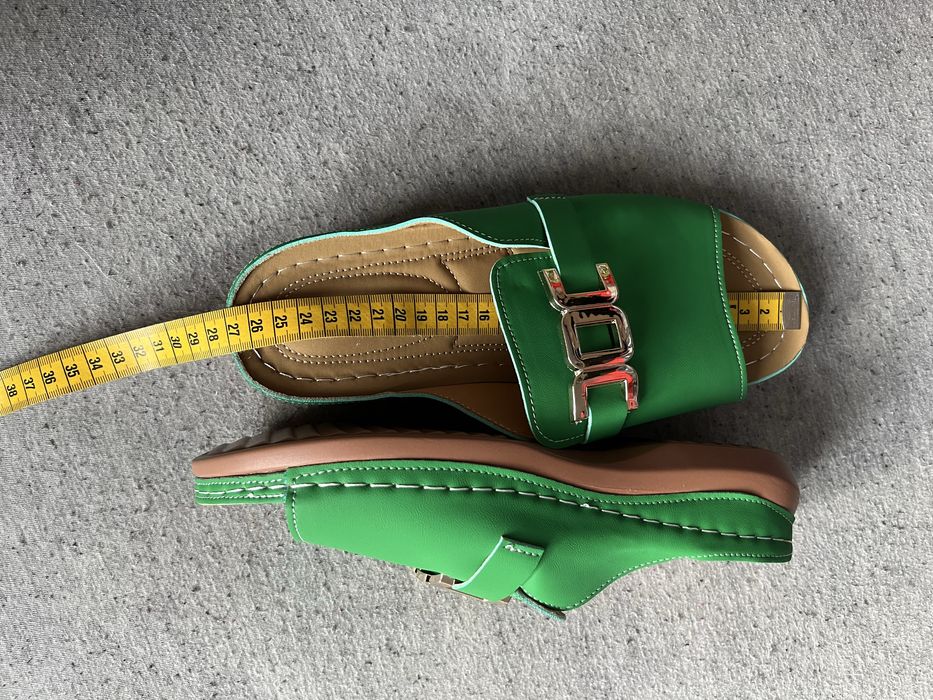 Zielone klapki damskie 26,5 cm