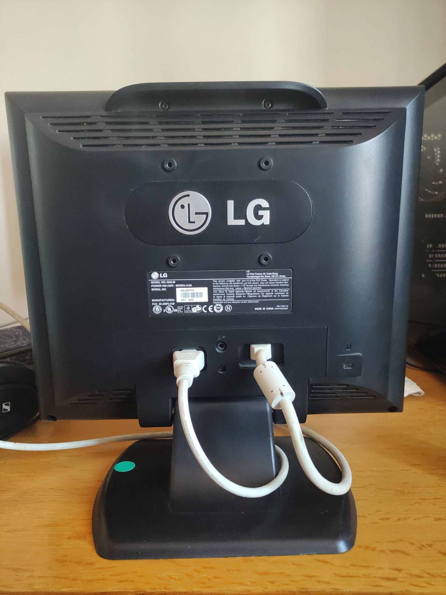 Monitor LG 566LM