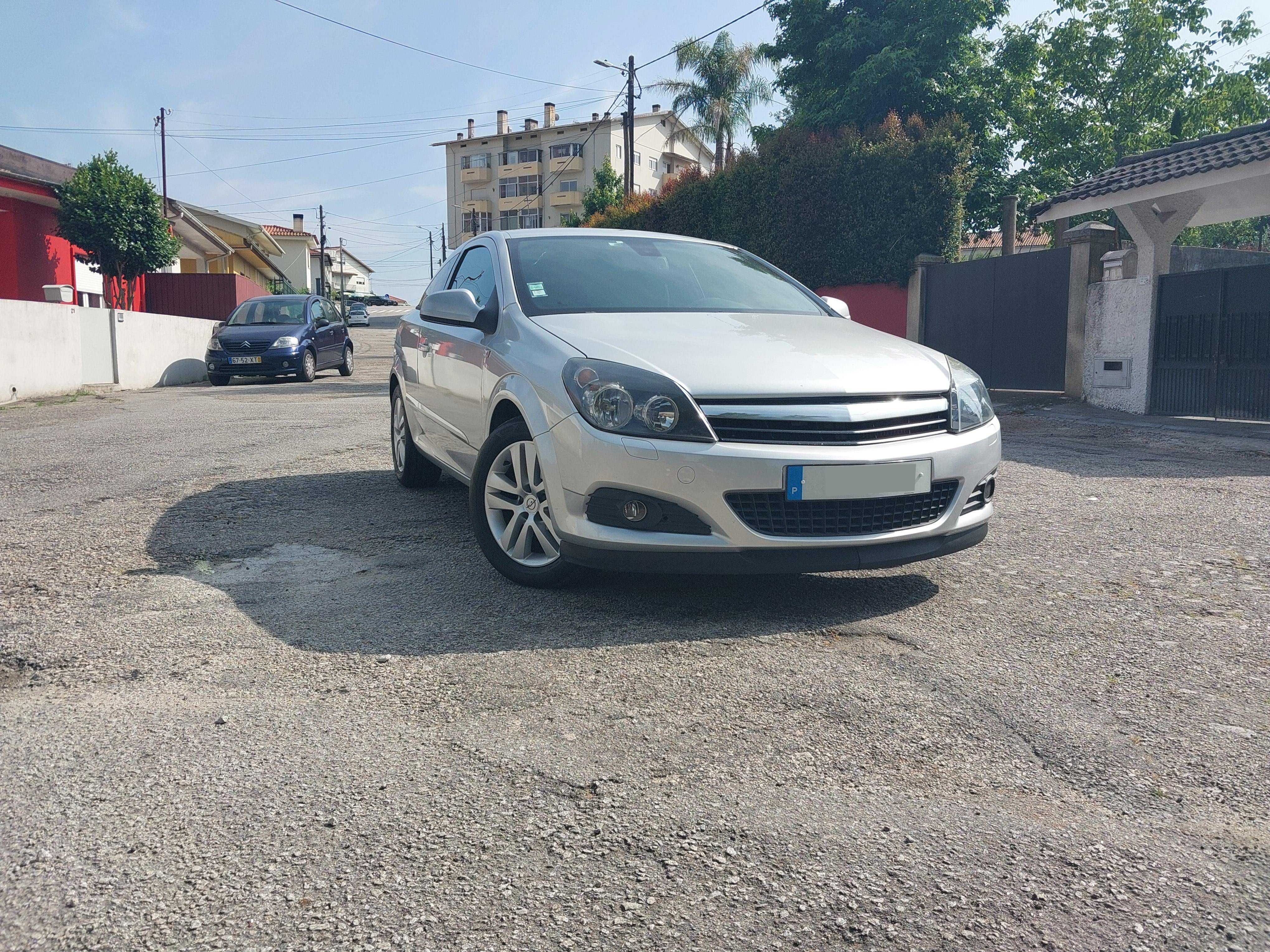Opel Astra GTC 1.3 CDTI 90cv Excelente Estado