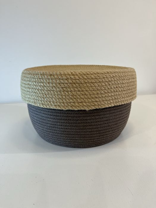 Kosz Czekoladowy z pokrzywą z juty