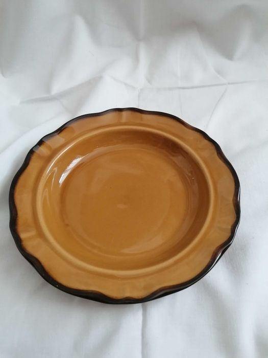 Zestaw talerzy głębokich 6 szt śred. 22 cm z czasów PRL Pruszków