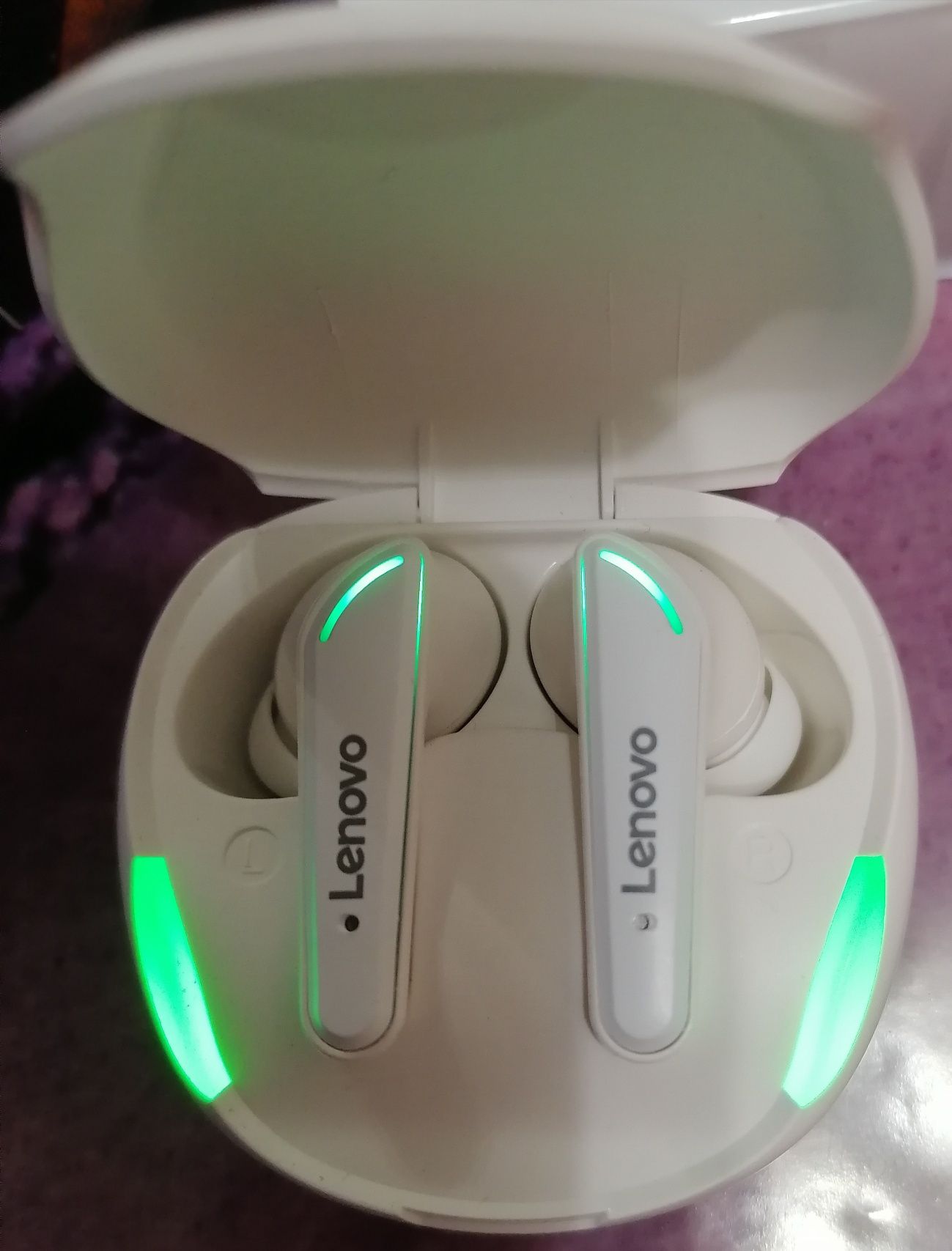 Продаються бездротові навушники Lenovo thinkplus Live Pods XT92