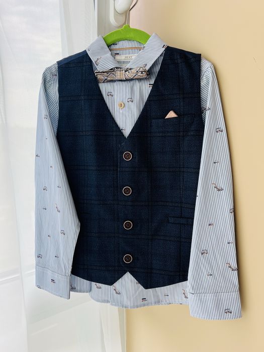 Сорочка з жилетом та метеликом Next на хлопчика 116 розмір