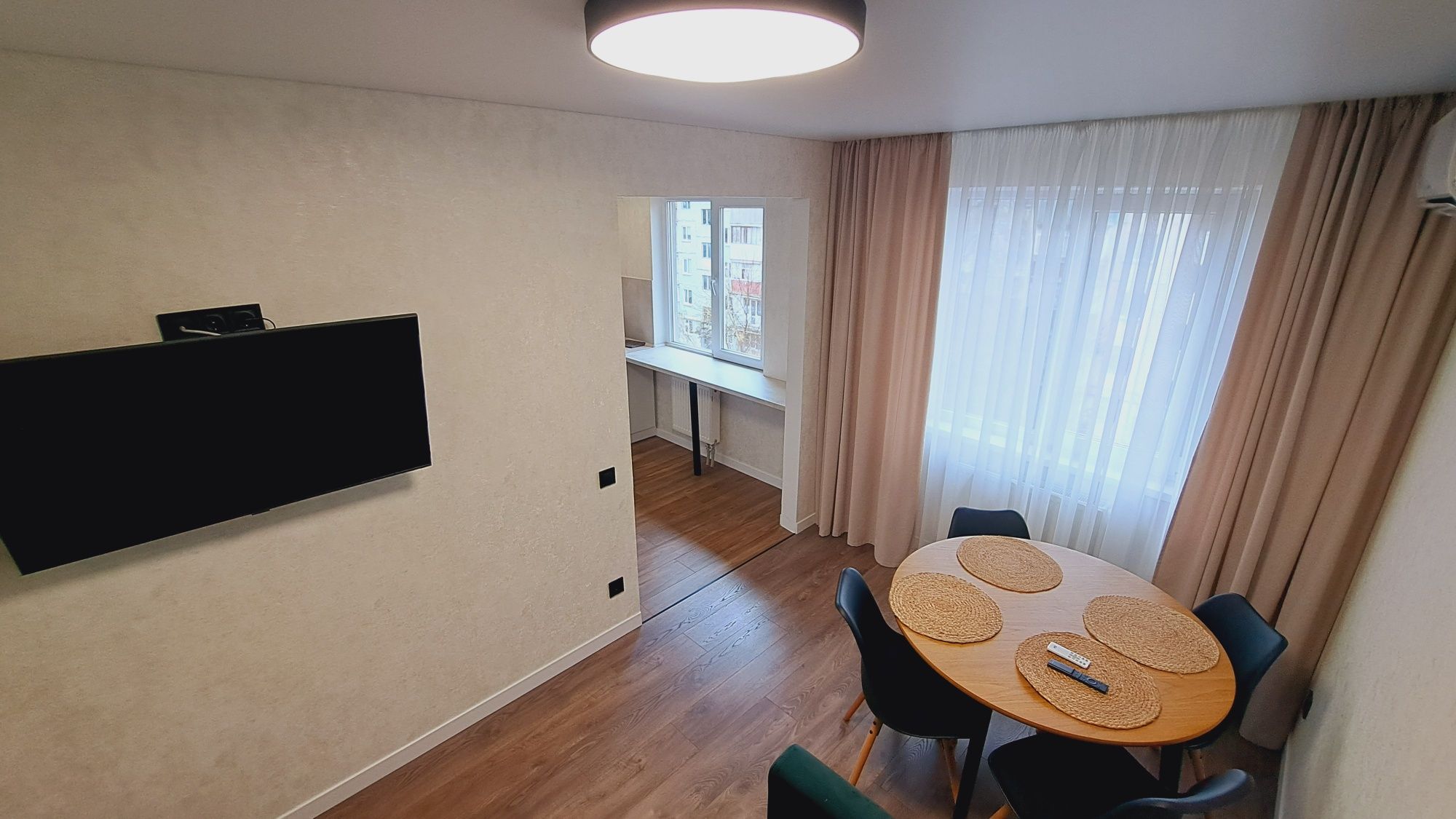 Продам  2 к квартира в центрі, ідеально під подобовий бізнес