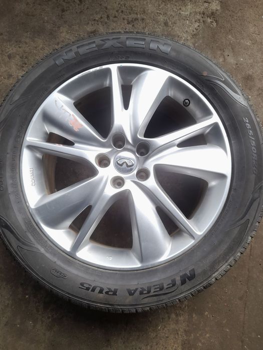 Диск Infiniti OEM D03003EV8A 8,5x20 5x114,3 ET50 DIA66,1 (polished) Б/