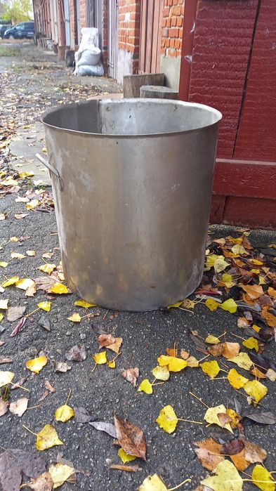 Продам кастрюлю нержавку