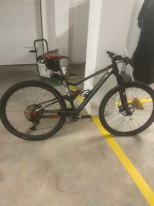 Vende-se bicicleta LAPIERRE BTT
