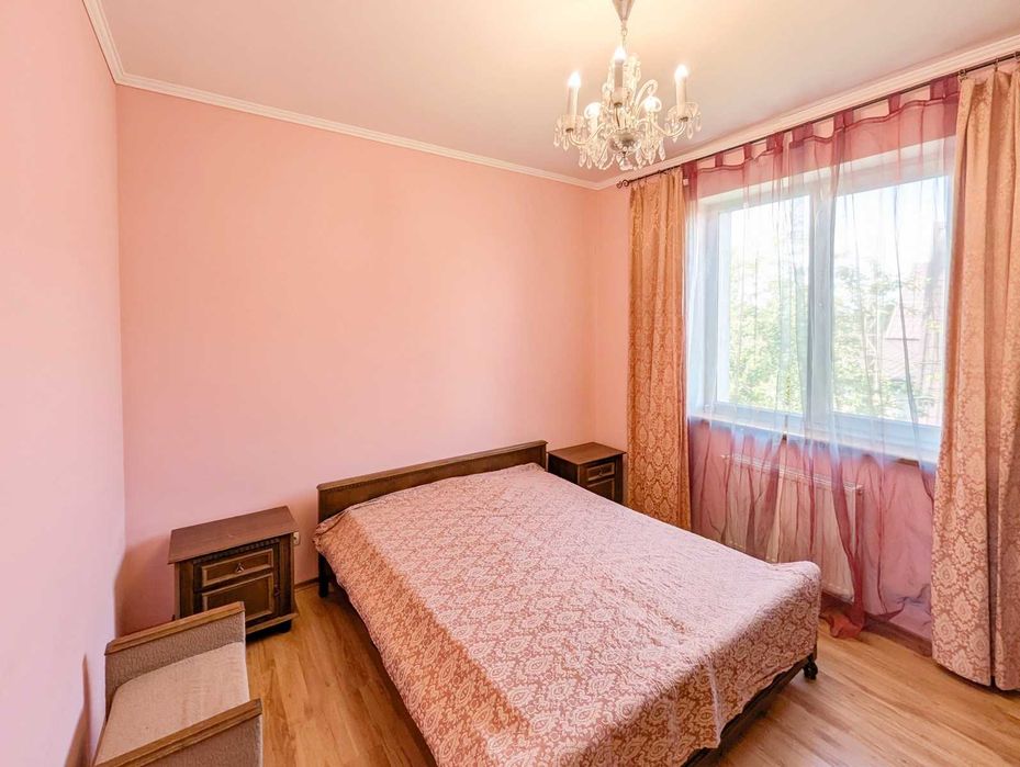 Будинок  20 км від Рівного в Зорі