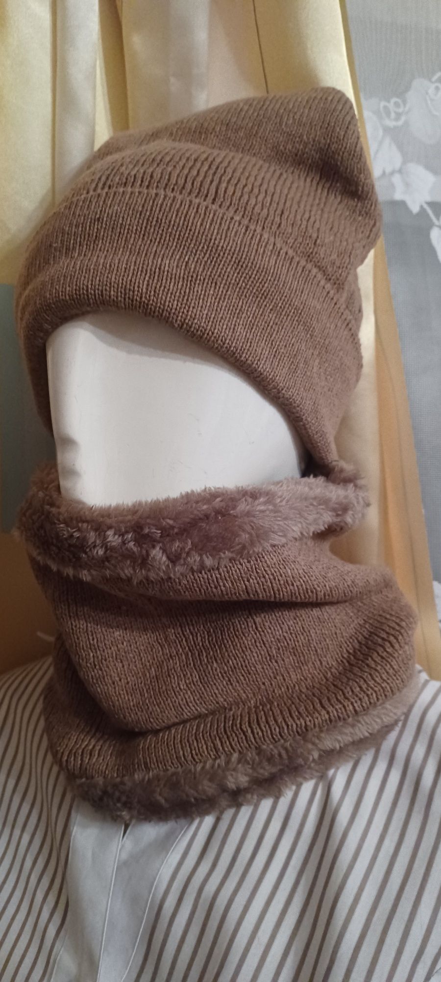 Zestaw czapka i Komin damski