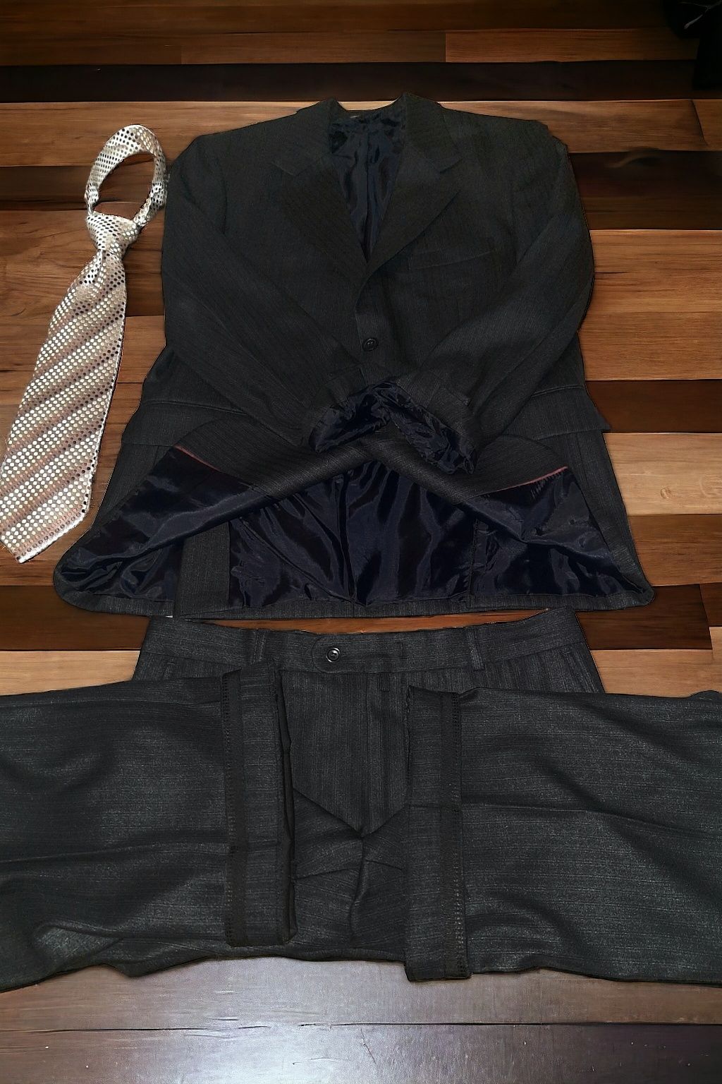 Классический деловой мужской костюм 3 тройка 48-50 размер НОВЫЙ