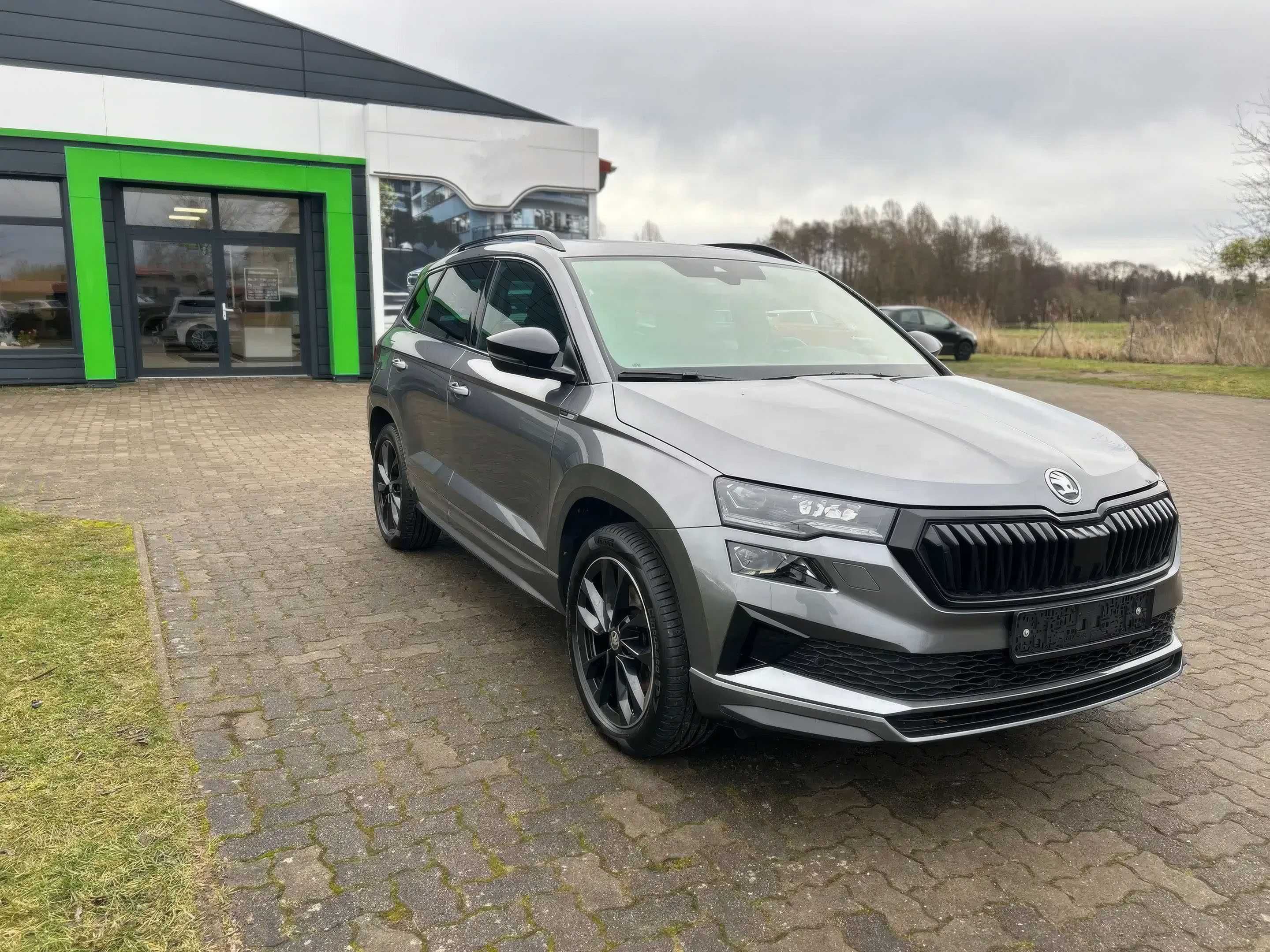 skoda	karoq	2022