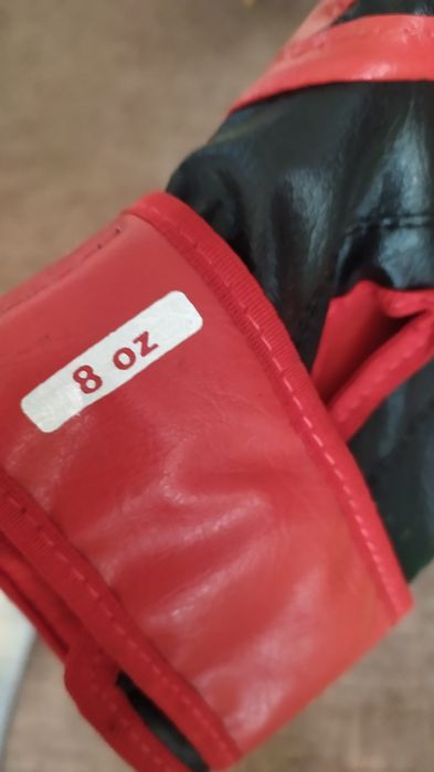 Рукавички/ боксу/єдиноборств. ,,Спортко,, нові 8 унцій
