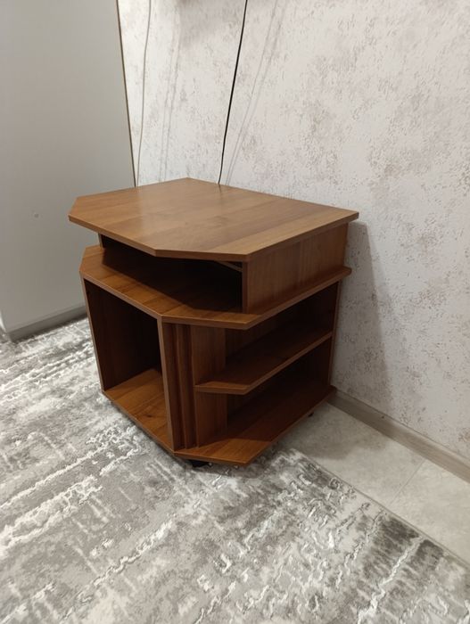 Продам стіл-тумба