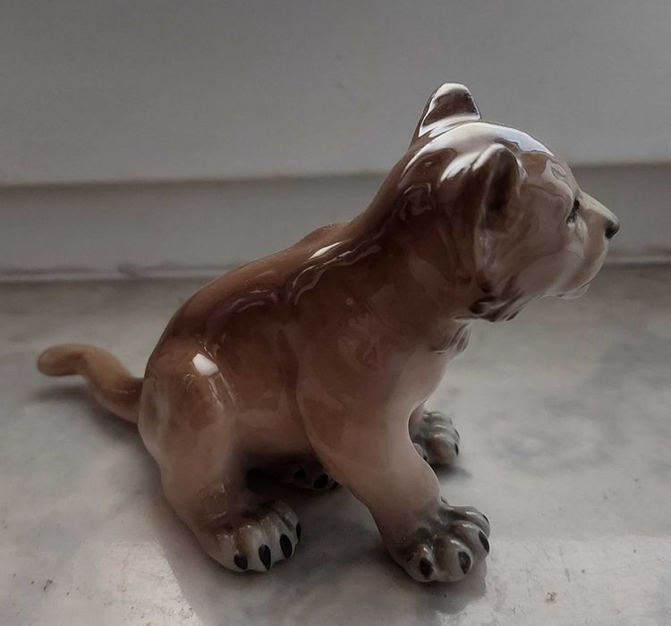 Figurka ceramiczna lew lwiątko stara PRL czeska czechy royal dux