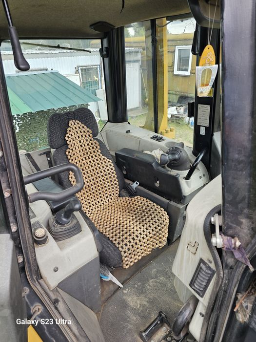 CATERPILLAR D6N Гусеничний Бульдозер