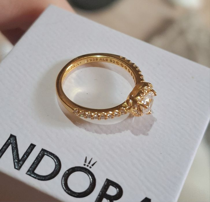 Pierścionek Pandora rozmiar 52