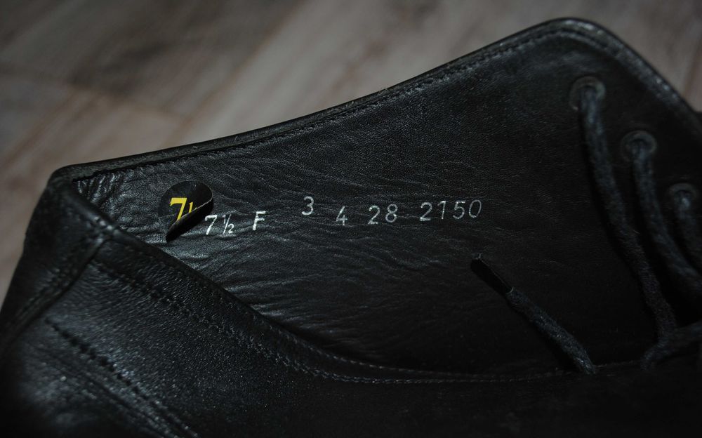 Lloyd чорні шкіряні черевики ботинки Германія 7,5р наш 40,5 стопа 26,2