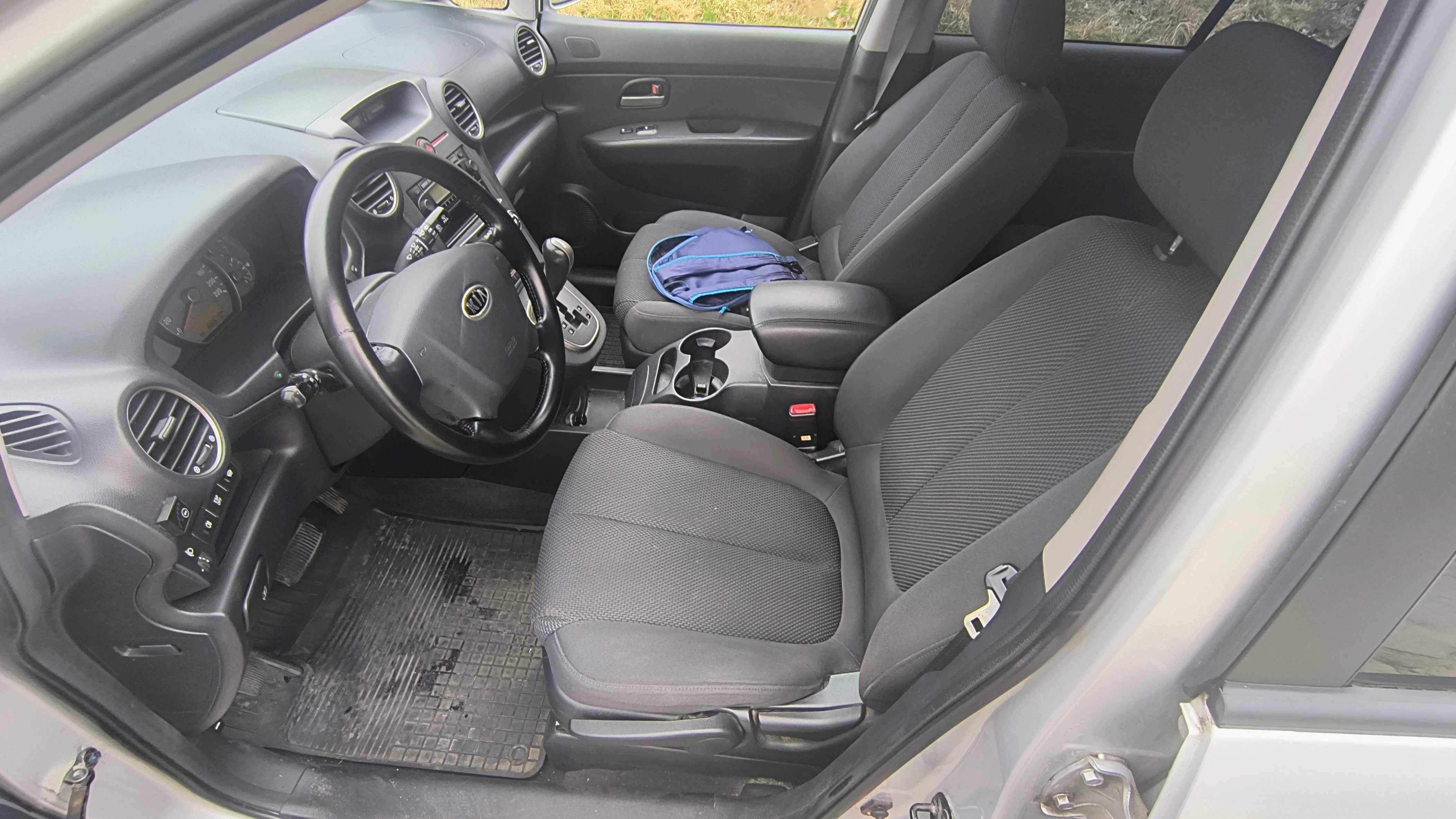 Kia Carens 2.0 LPG 2006r.