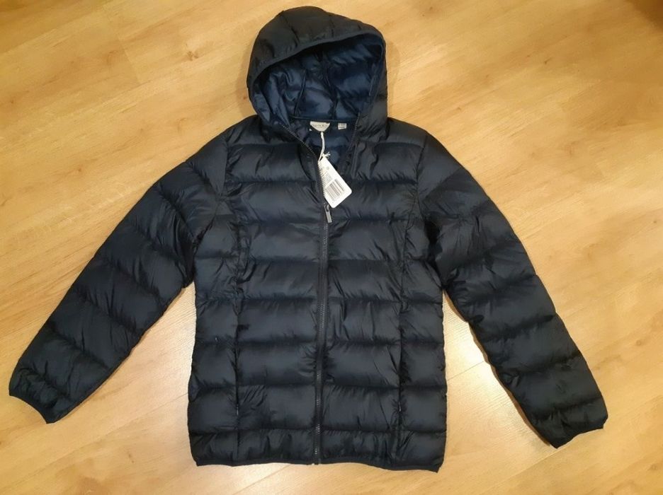 Якісна нова жіноча демисезонна куртка, р.М, Німеччина.
