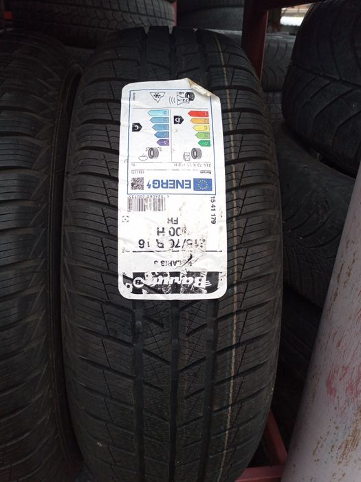 215 70 16 Barum polaris 5