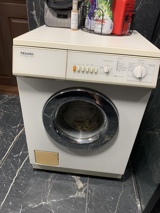 Пральна машина Miele W805