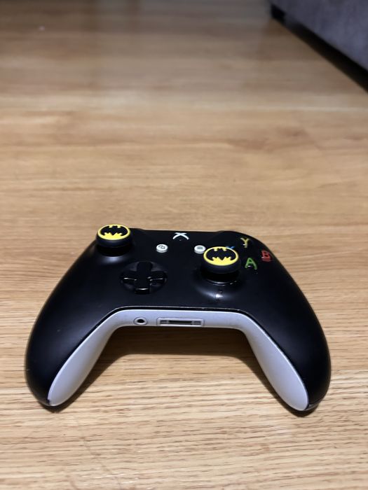 X box one s stan bardzo dobry jeden pad +gra