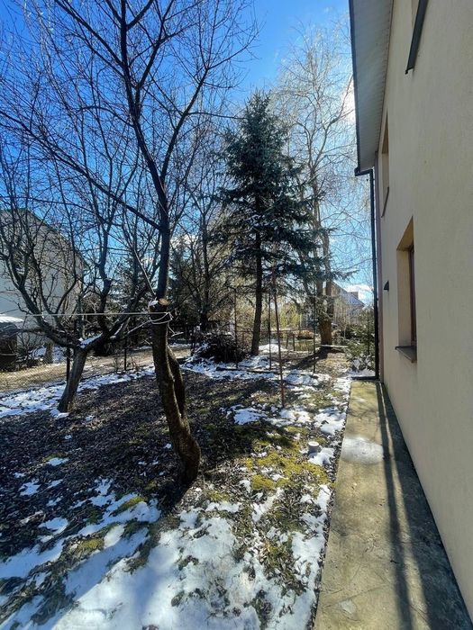 Оренда окремостоячого будинку у с. Солонка ( 3 кімнати)