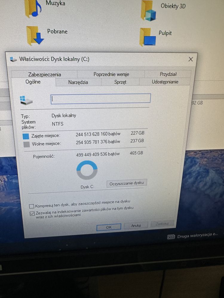 Komputer stacjonarny 1TB  24GB  RAM monitor medion klawiatura