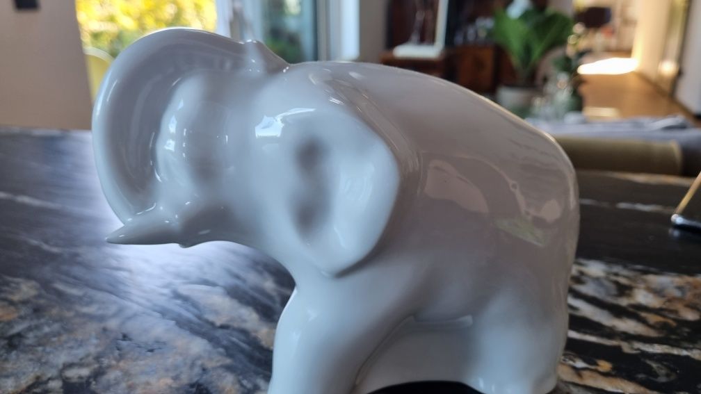 Słoń z porcelany figurka Wawel