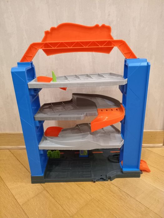 Продам автотрек Hot Wheels