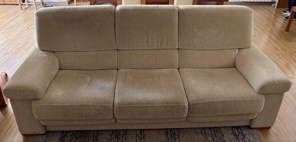 Sofá 3 Lugares (bege)