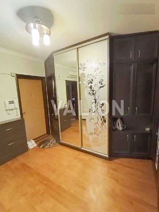 Продам 3к квартиру, ремонт, вул. Симиренка 22Б, Борщагівка, Святошин