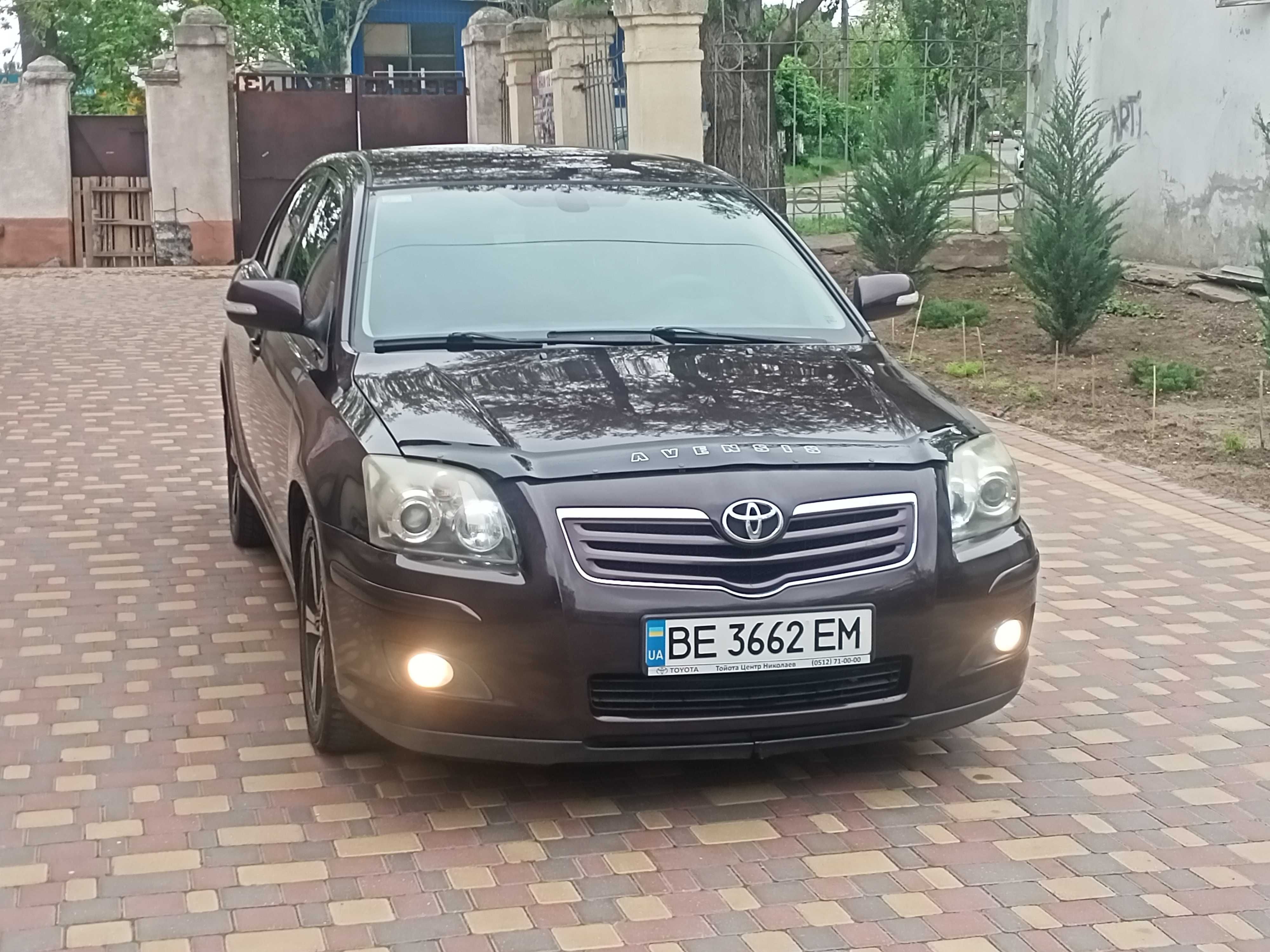 Toyota Avensis продам