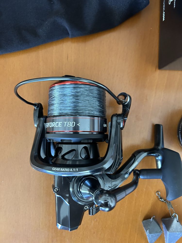 Conjunto Surfcasting + material Daiwa e Vega