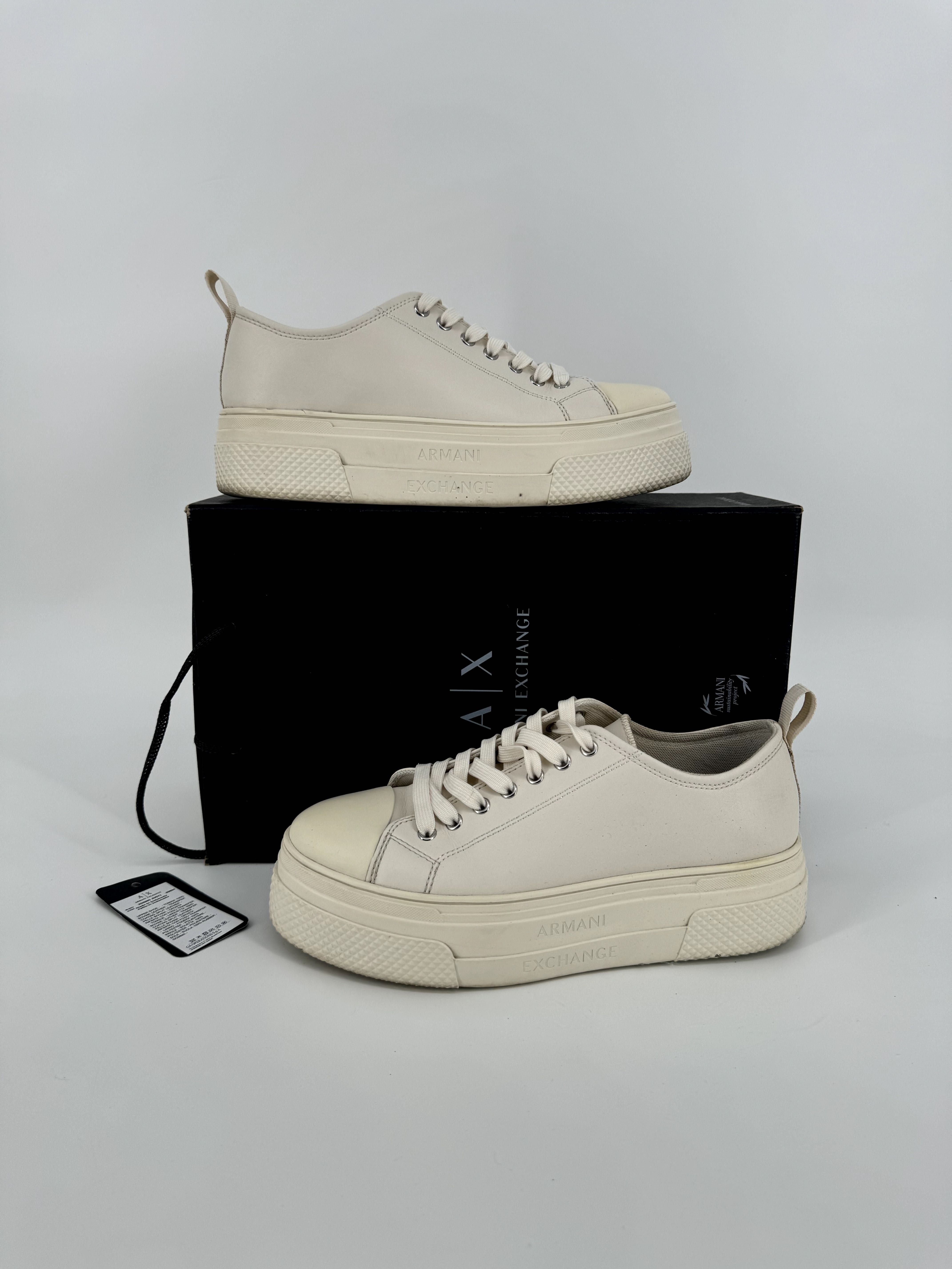 Armani exchange sneakersy na platformie kremowe białe 39 sportowe buty