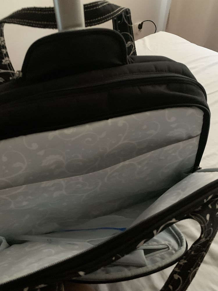 Neseser torba podrozna na kolkach damska Kensington