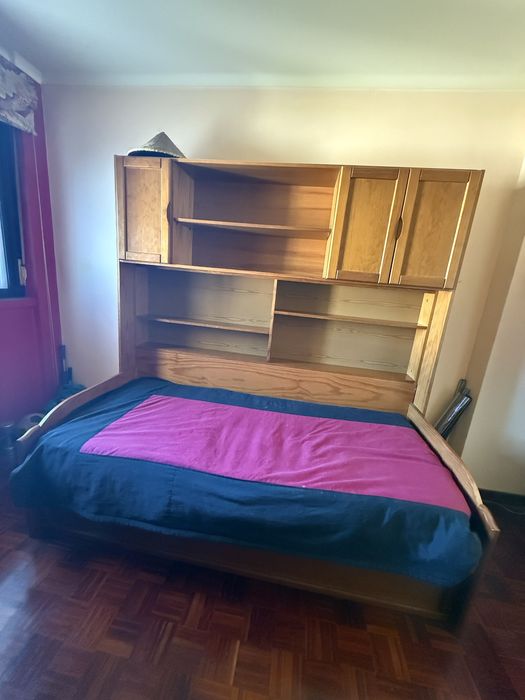 CAMA TIPO ESTÚDIO com colchão e roupeiro