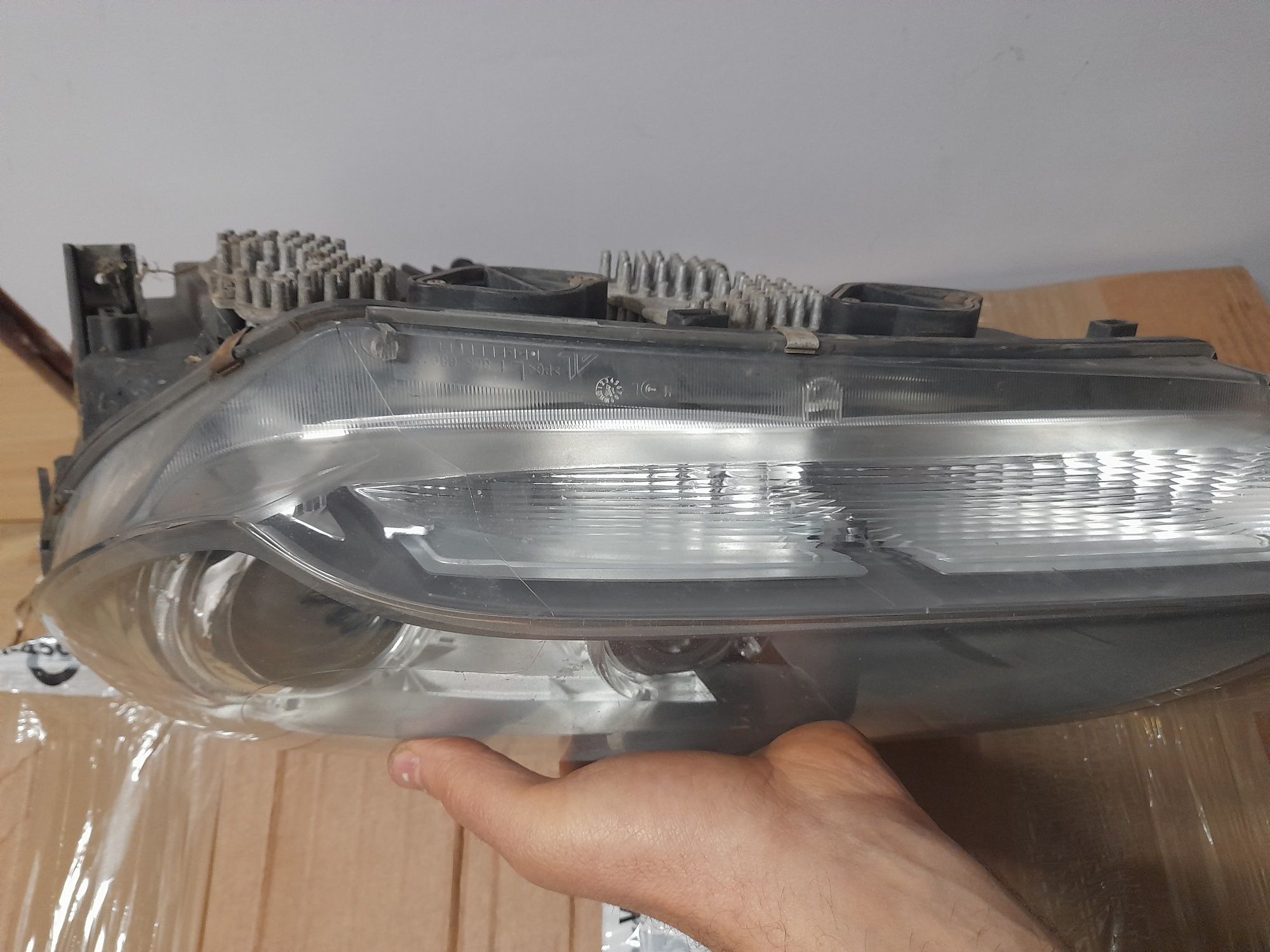 Lampa Lewa BMW 6 F06 F12 F12 Bi xenon nieskretny