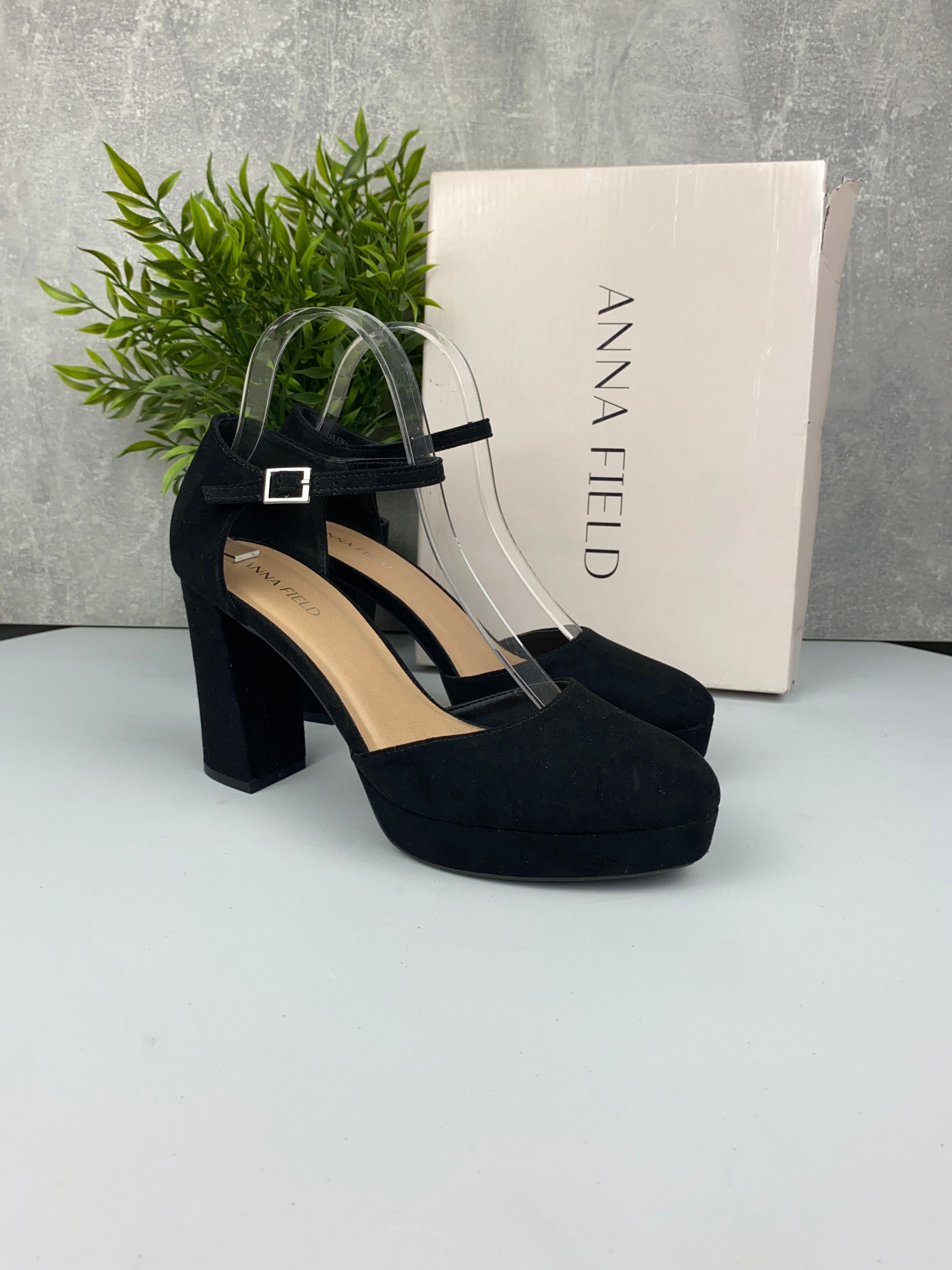 Świetne / buty czółenka na obcasie / Anna Field / r. 39