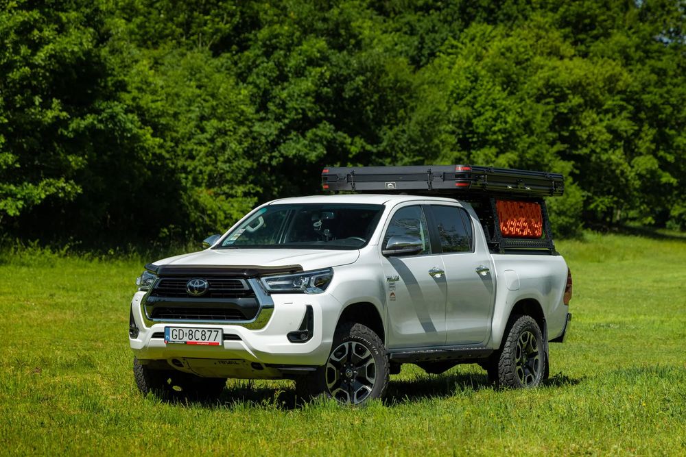 Toyota Hilux '22 Toyota Hilux SR5+ skóra, salon Polska, gotowy pod wyprawy
