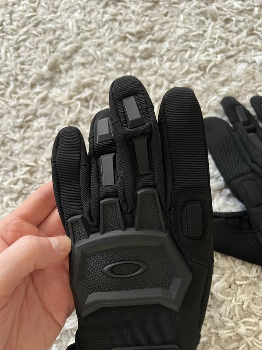 Oakley off white рукавиці