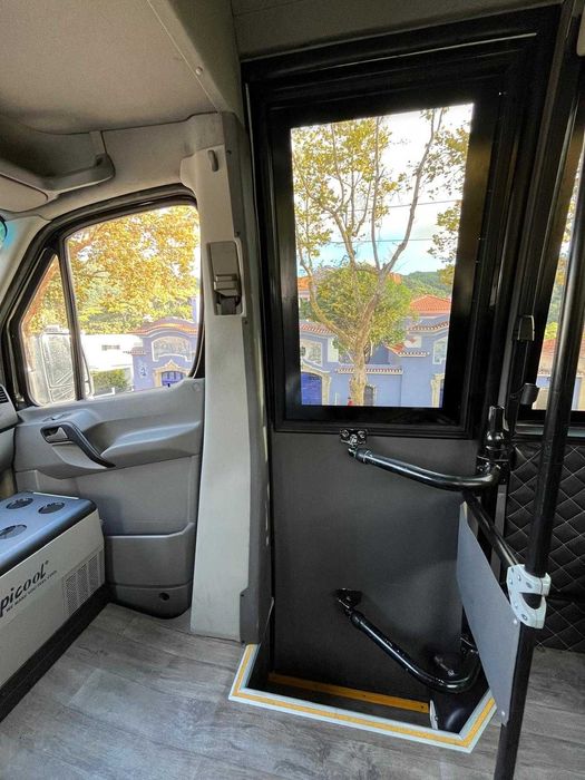 Mercedes-Benz Sprinter 2.2 CDI (2008) – Reformada | Motor com Garantia
