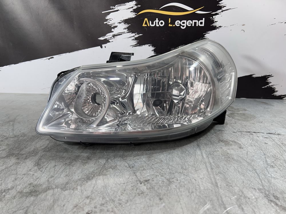 Передня Ліва фара Suzuki sx4