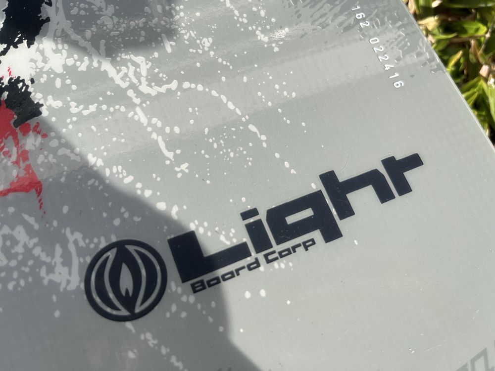 Prancha de snowboard Ligh Board Corp