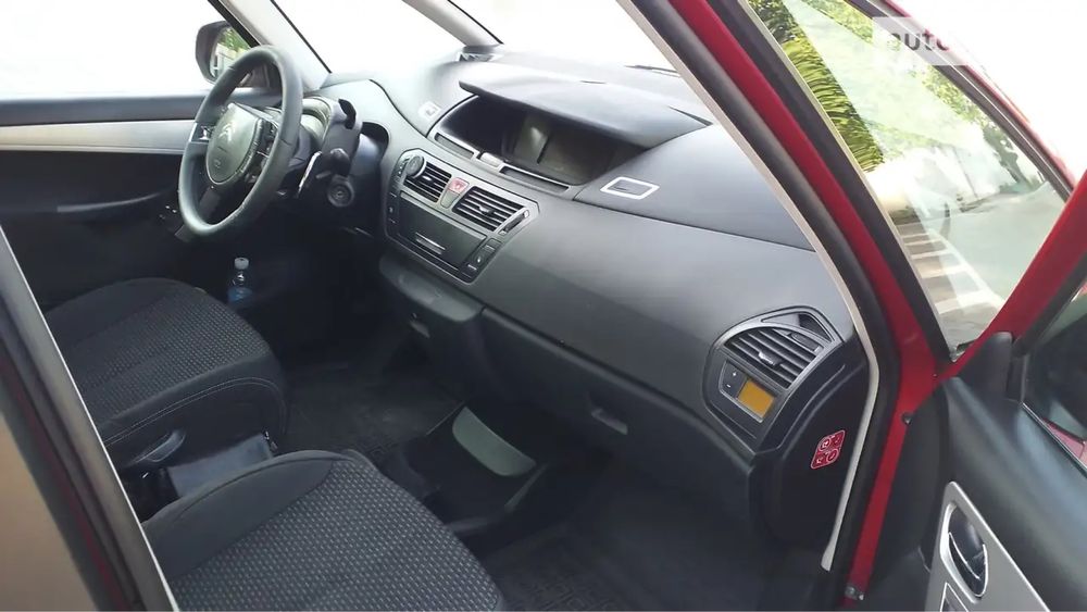 Продам citroen c4 picasso 1.6hdi
