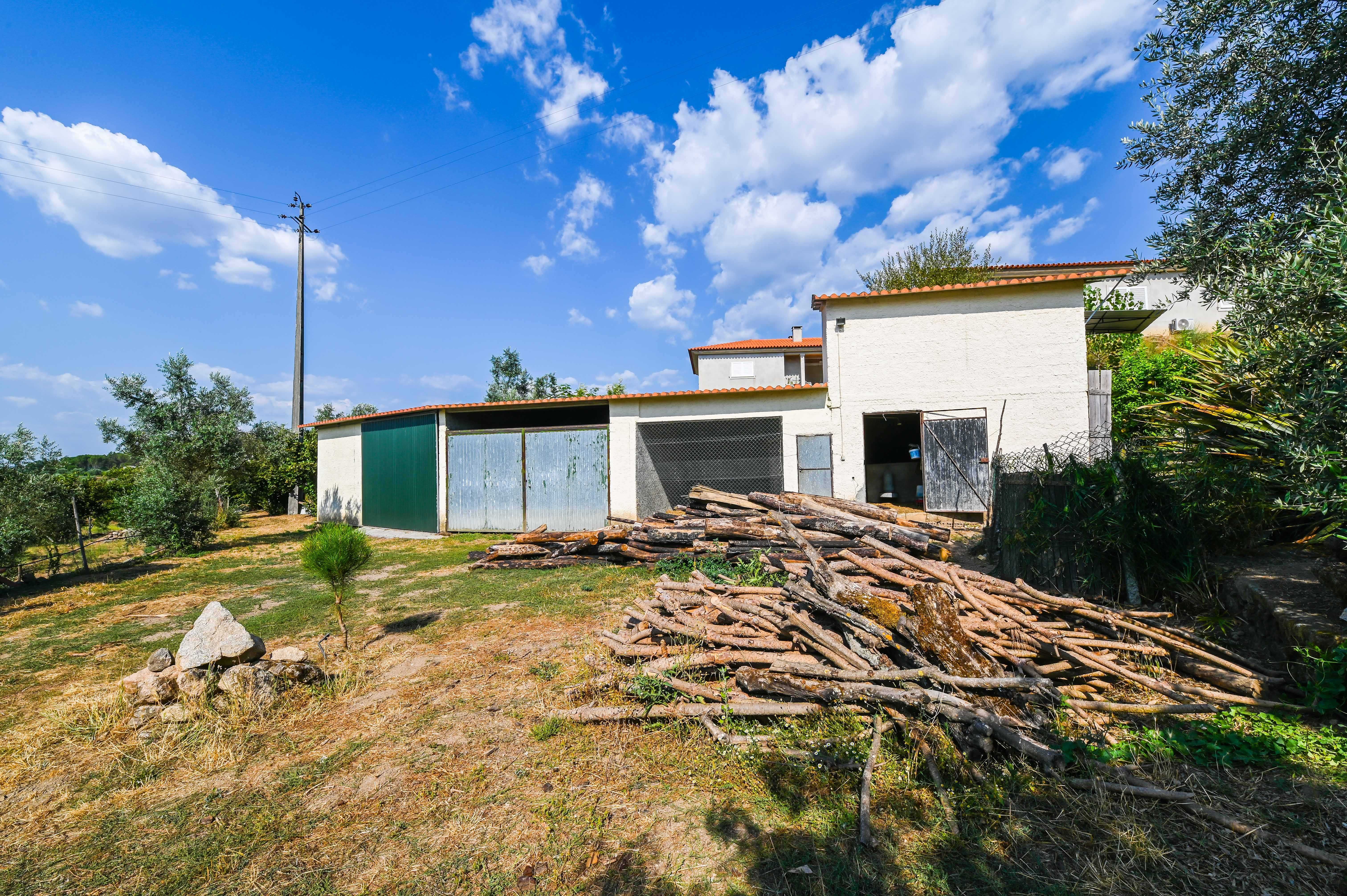 QUINTA C/4 MORADIAS T2 e T3 - VISEU