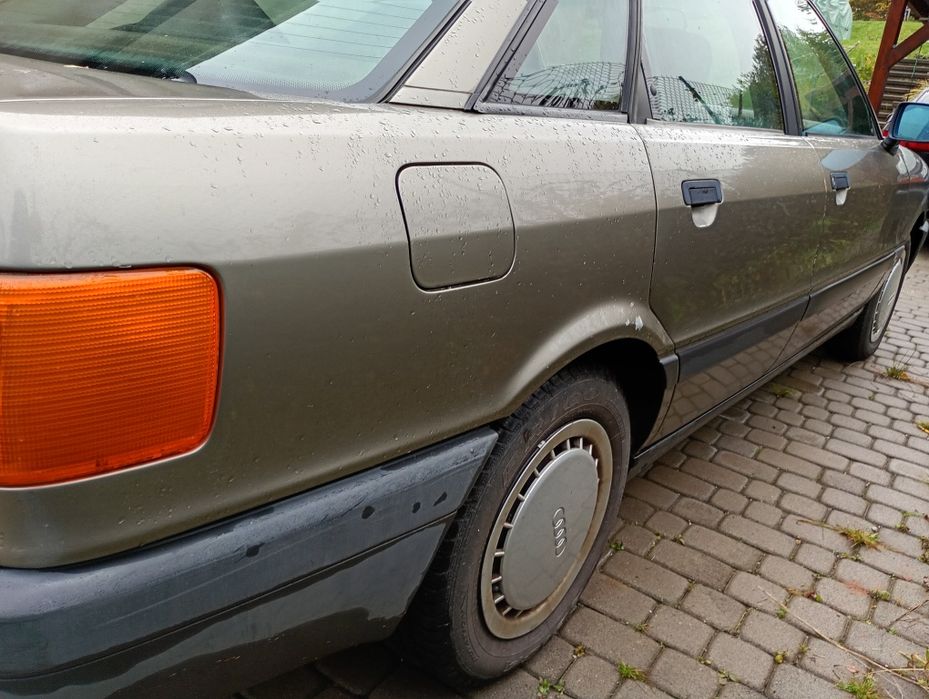 Audi 80 b3 automat, uszkodzony