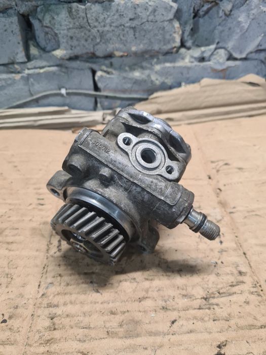 Гур гідропідсилювач керма Mitsubishi Pagero 2 Мітсубісі Паджеро 2.8